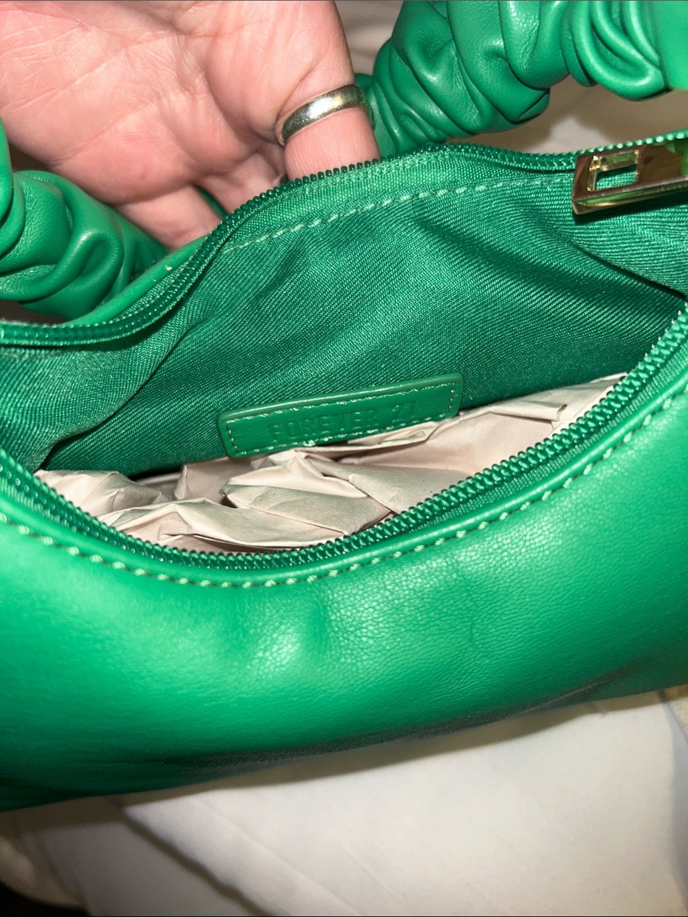 Green Ruched Handle Shoulder Bag - Picture 5 of 5